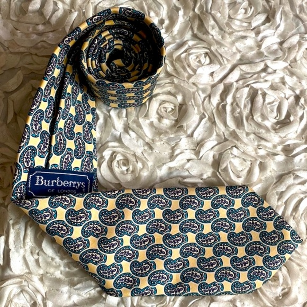 Burberry mens silk paisley tie